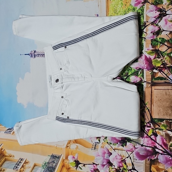 7 For All Mankind White Jeans with Black Details‎ - Picture 4 of 9